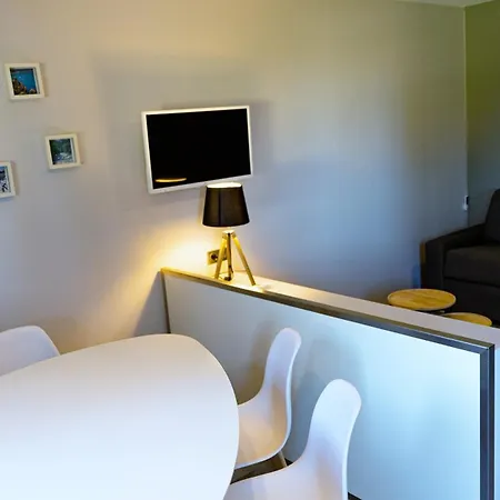 Padro Aparthotel
