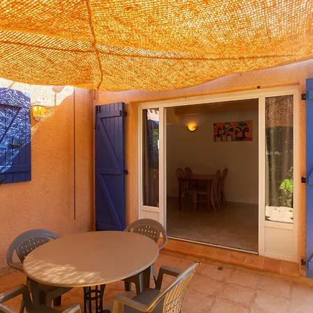Padro Aparthotel