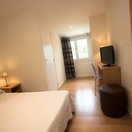 Padro Aparthotel 2*