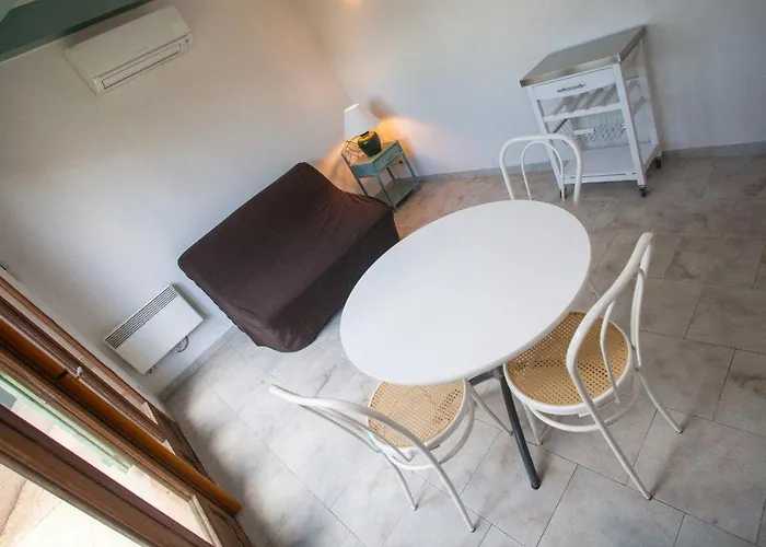 Padro Aparthotel 3*
