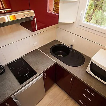 Padro Aparthotel 3*