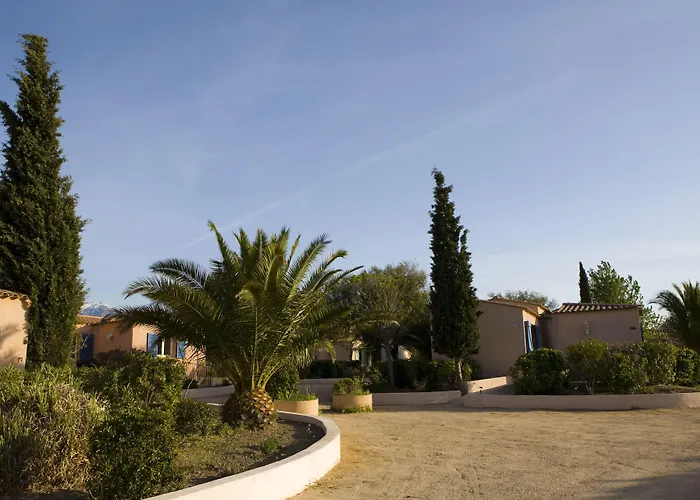 Padro Aparthotel