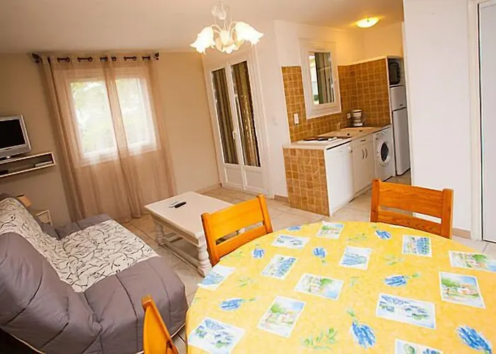Padro Aparthotel