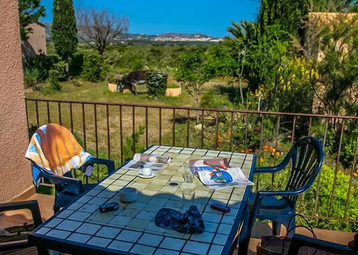 Aparthotel Padro 3*